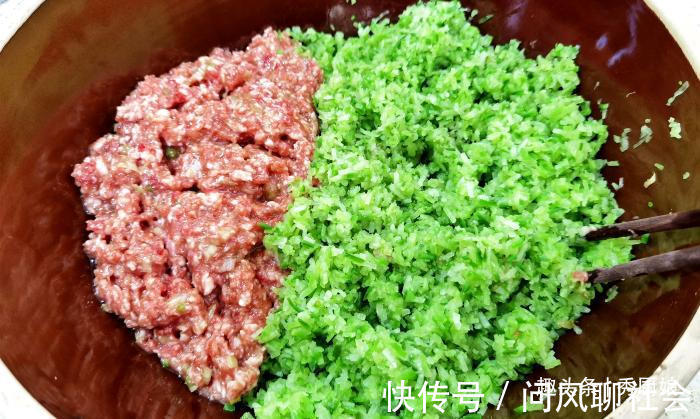 五花肉|萝卜做馅时，有人焯水，有人用盐杀水，教你正确做法，饺子特别香