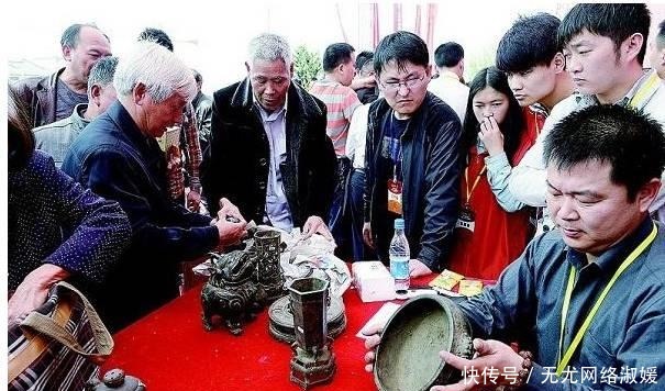 古玩市场的