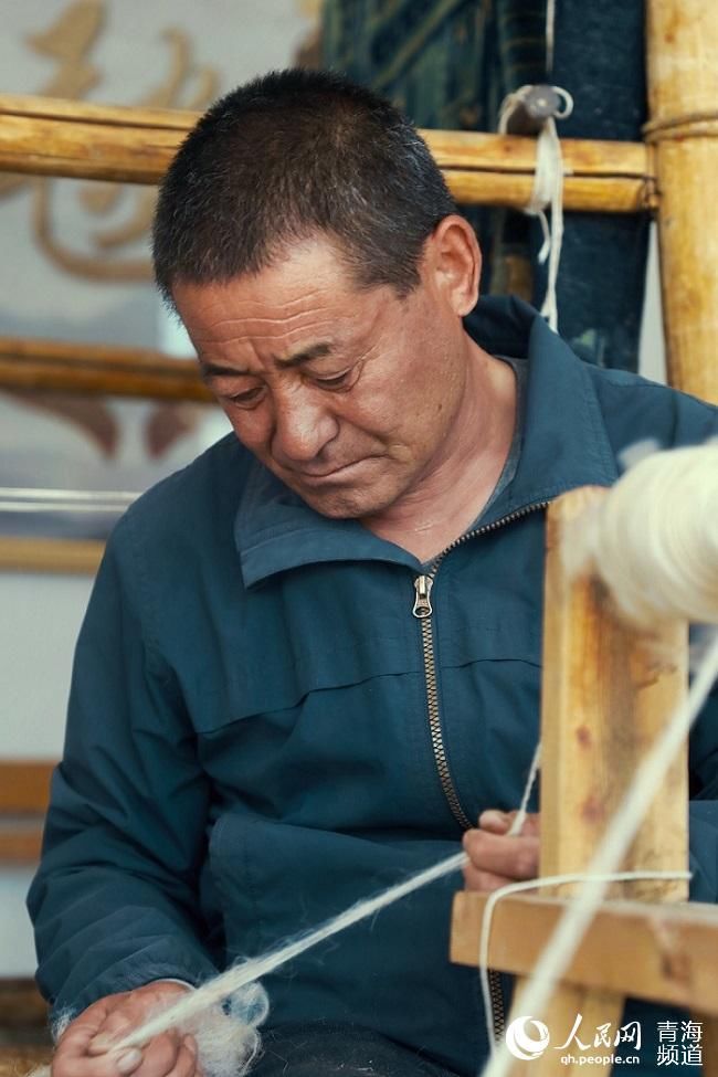 人民网@“心里有数”的加牙藏族织毯技艺