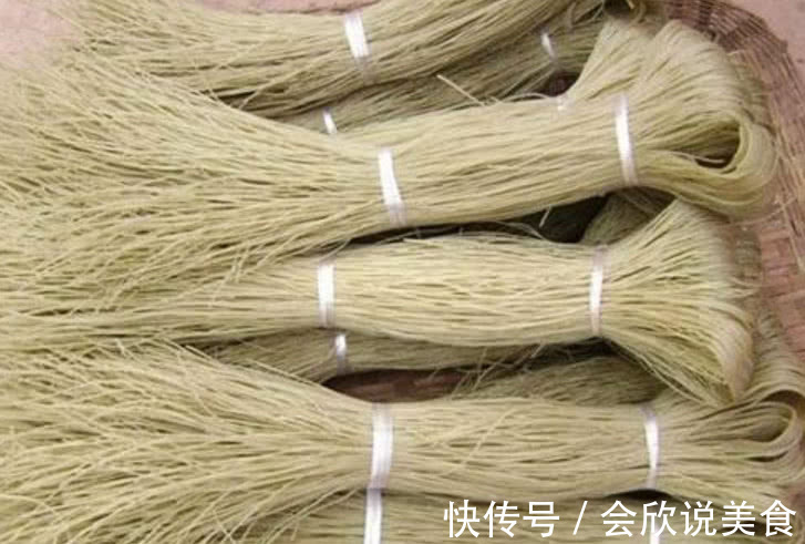 买粉条时不需要“用手折”,只用一招,让你分辨真假粉条!