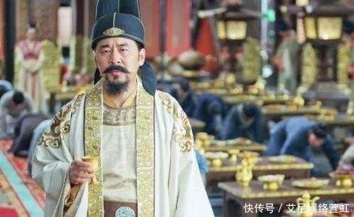 封建社会|宋太祖赵匡胤有何丰功伟绩，竟被后人提为“五大伟帝”之一？