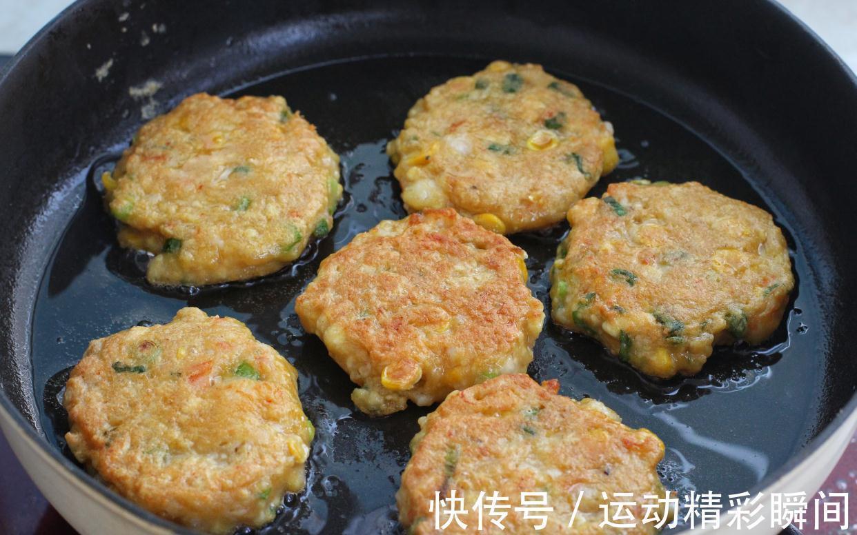 豆腐还能做早餐饼,营养均衡香喷喷,挑食的孩子居然一口气吃了仨