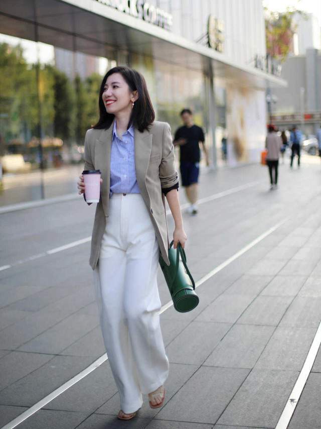 即视感|西服里面穿什么?建议学这4套搭配方法,随便一穿都很高级又好看