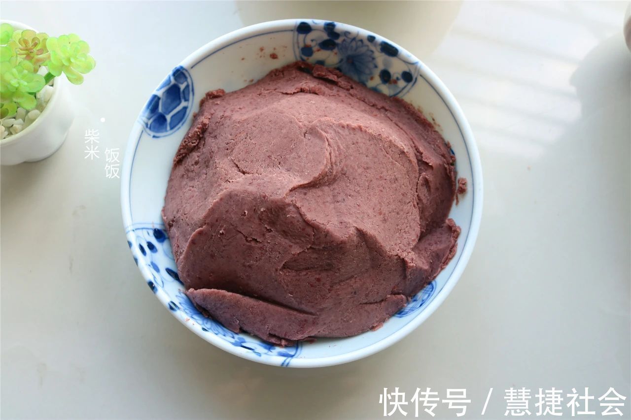 好吃|做红豆沙别只放糖，多加这两样，豆沙更香更软，比买的好吃