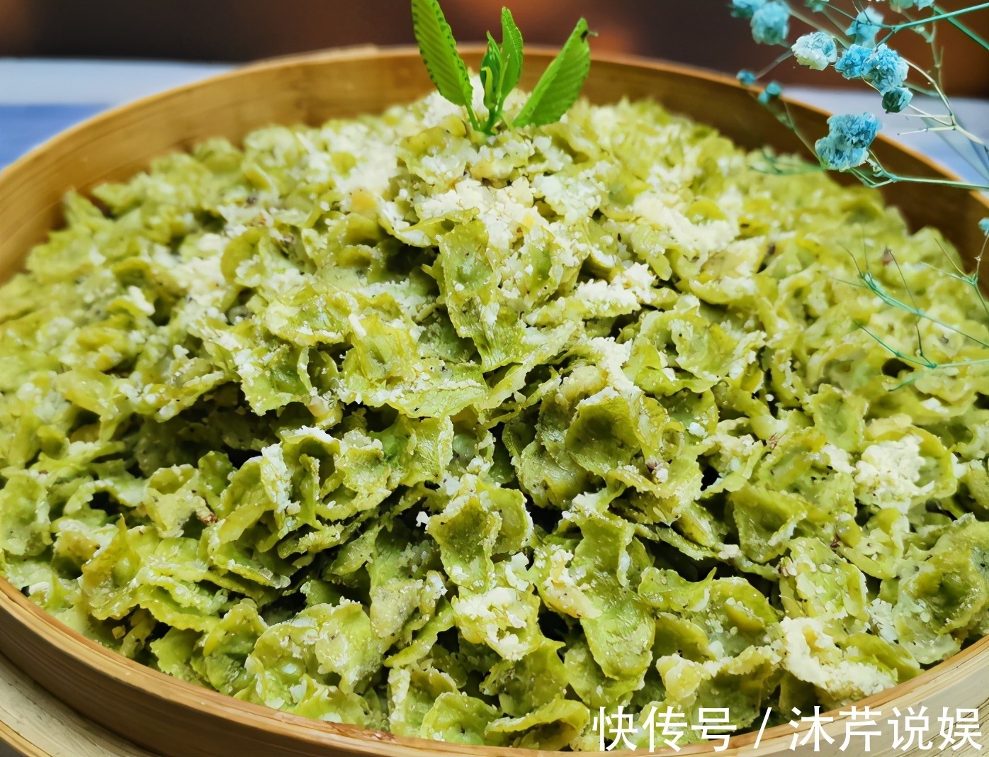 婆婆丁|蒸野菜时怎么做不变色教你正确的做法步骤,野菜松散鲜香不发粘