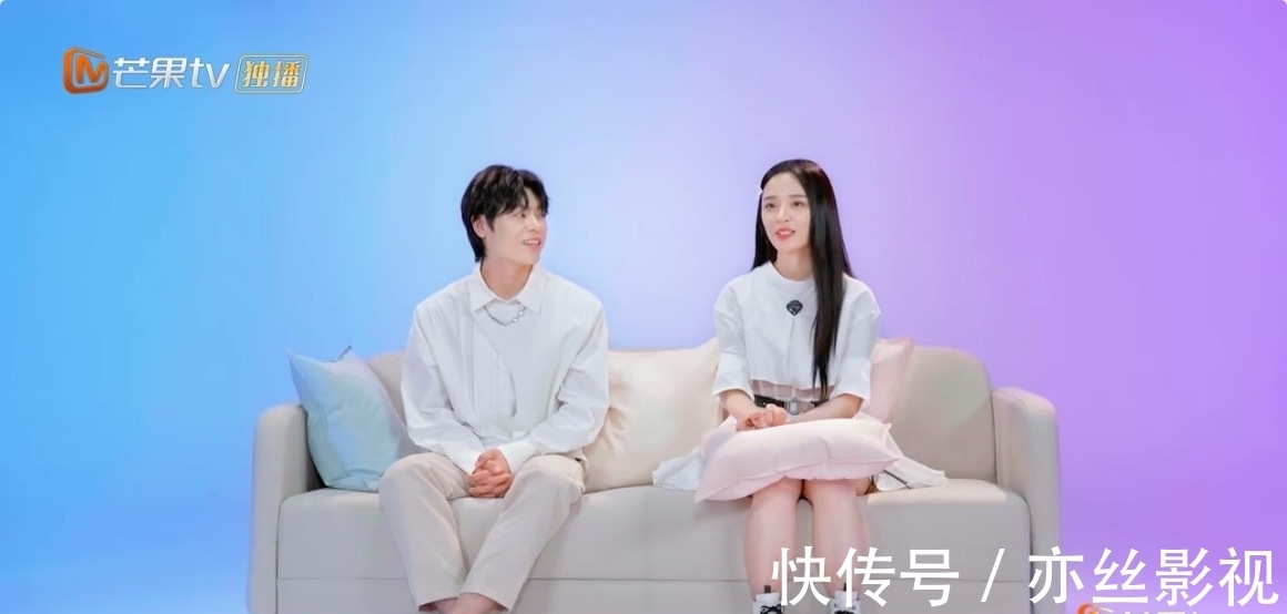 隔壁老樊|《女戀4》開播，張雨綺、周揚(yáng)青清醒獨(dú)立，她的戀愛腦讓人擔(dān)憂