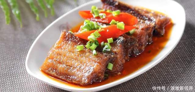 做法|带鱼做法这么多,我只推荐这一种,搭配啤酒做出来真的香