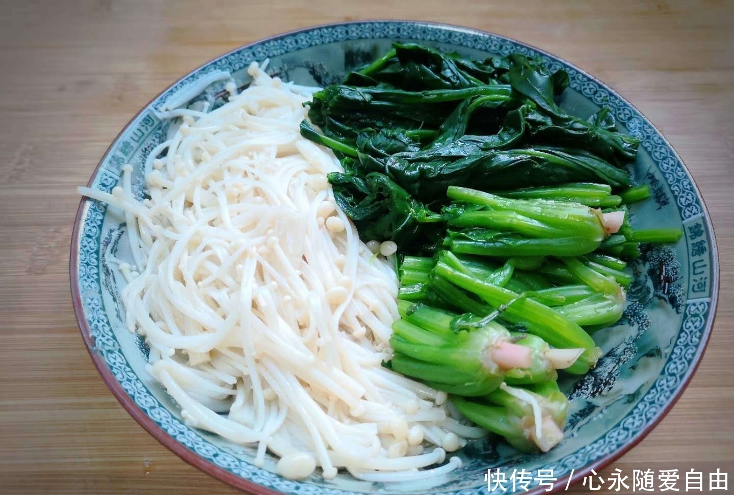 营养|菠菜和“它”天生一对,秋天给孩子吃,营养全还补钙,不懂吃可惜