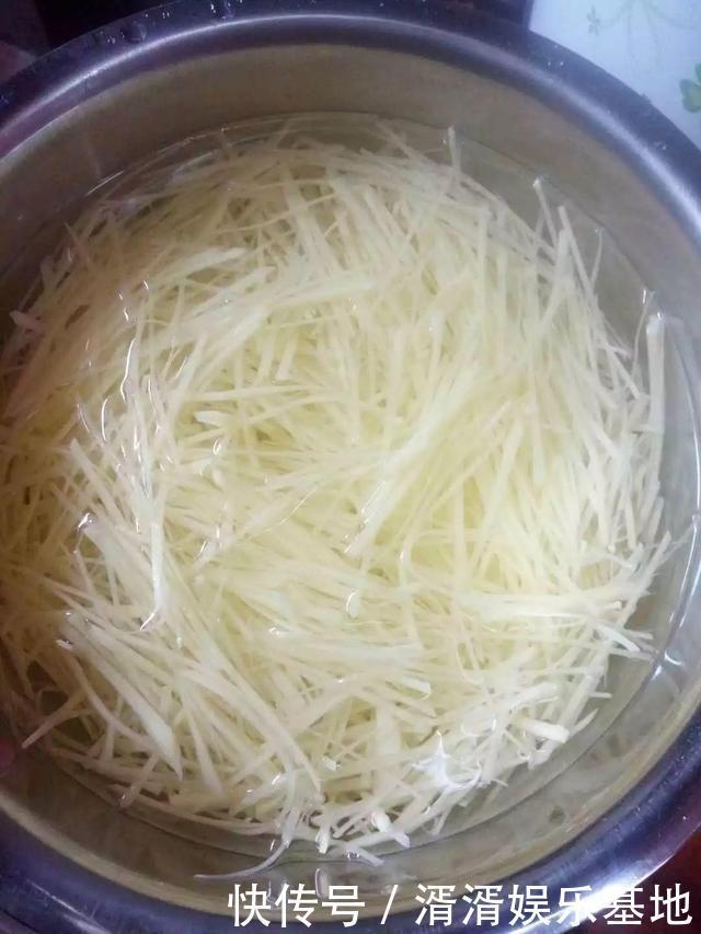土豆丝|1种“液体”家家都有,养花一月喝“1勺”,嗖嗖长爆盆!