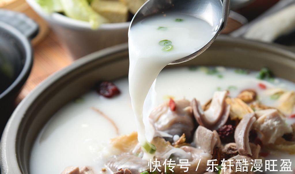 动物性|不管炖什么骨头汤，记住“3步骤2不放”，汤白味鲜，关键还不腥