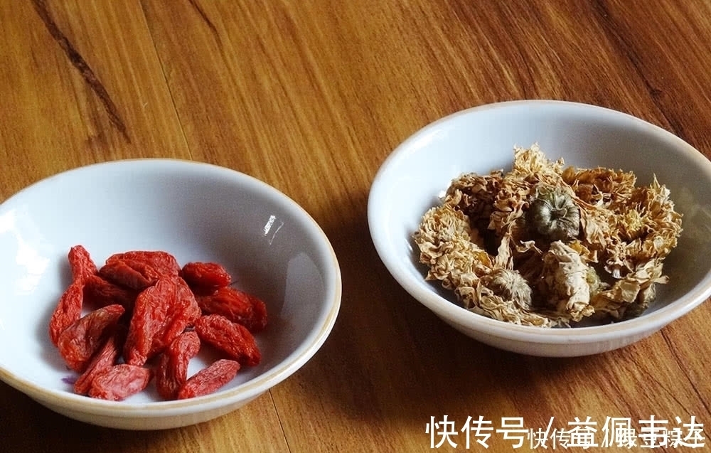 排毒养颜|泡枸杞多加这“1味”,明目护肝又排毒,给身体来个大扫除