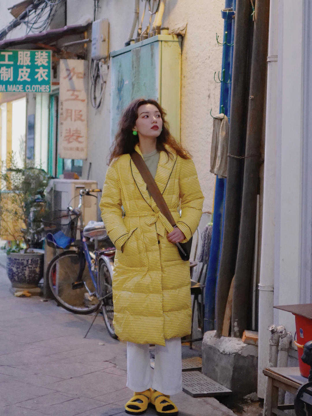 长裤 今年流行“长羽绒+拖地长裤”,随性洒脱又保暖,闭眼入都不出错