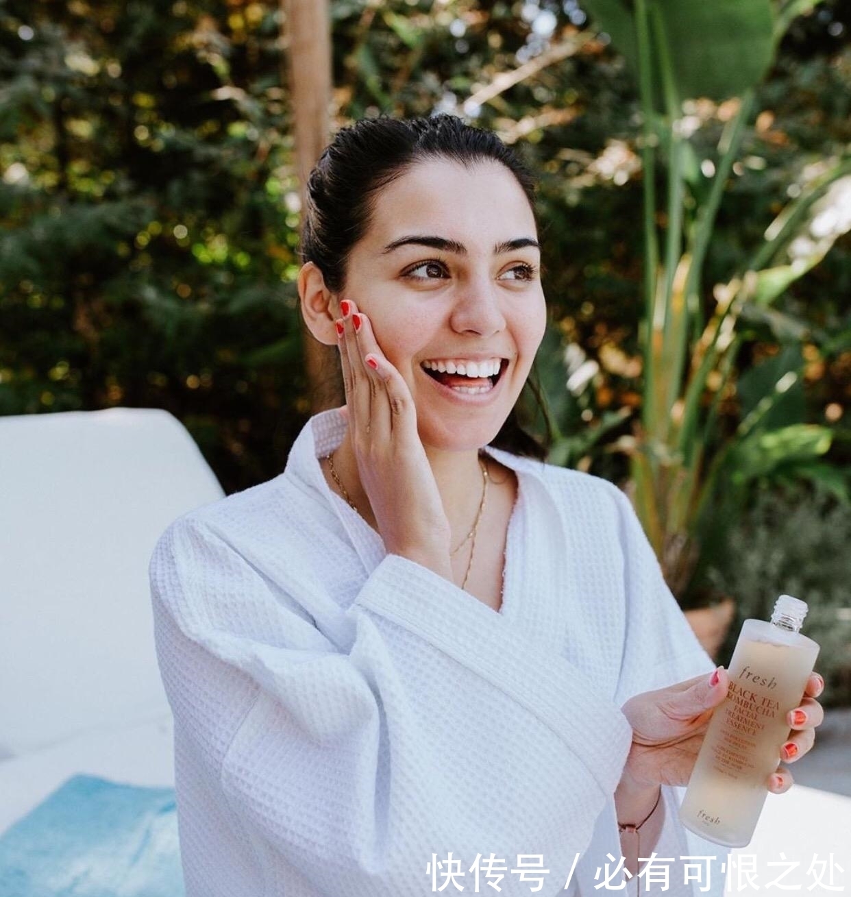 衰老 护肤:不靠猛药如何对抗衰老细纹?2个简单方法:教你如何更年轻