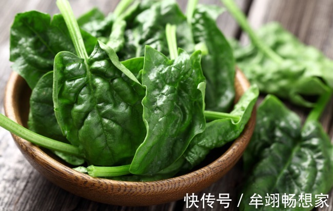 人体|更年期的女人常吃九款碱性食物不仅皮肤水嫩光滑,还越吃越年轻