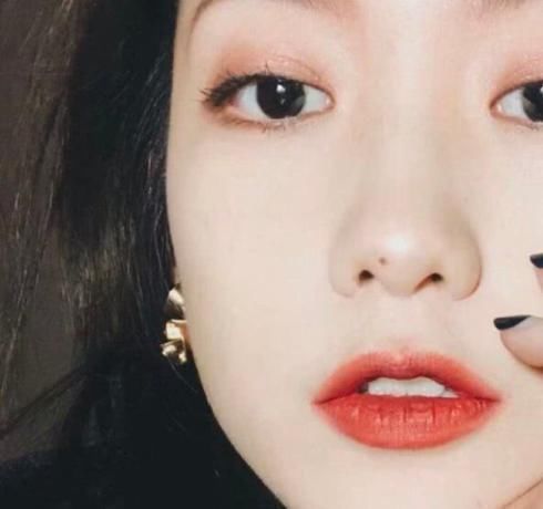 眼睛|女孩若是这3种“眼型”，天生丽质招桃花，尤其是最后一种很少见