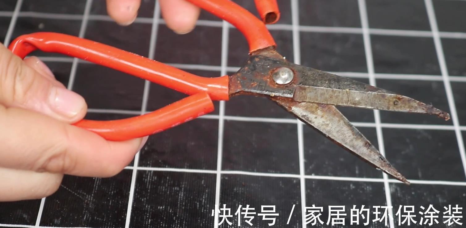白醋|剪刀不管有多钝,都别扔了,教你一个绝招,瞬间锋利如新,太棒了