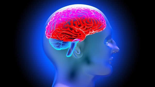 高血压者|56岁男子突发脑溢血,抢救后却偏瘫,医生这东西再好喝也别碰