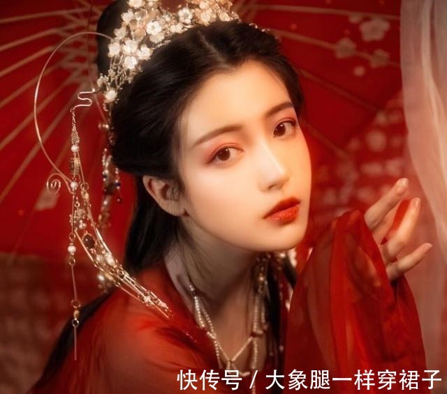 大周!宠文皇上跪冷宫外嚎“姑奶奶,让朕看看小公主!”侍卫狂憋笑!