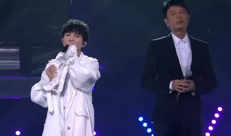 肖战被曝和孙燕姿一起上音综,嘉宾名单豪华,再度追星成功?