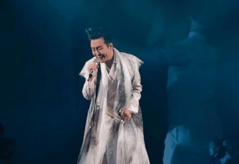 高进|他是乐坛最倒霉的歌手,给别人写一首红一首,自己却唱一回黄一回