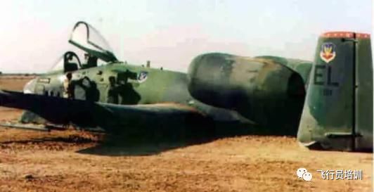 美国 搞笑但有理！另类的美国飞行员手册