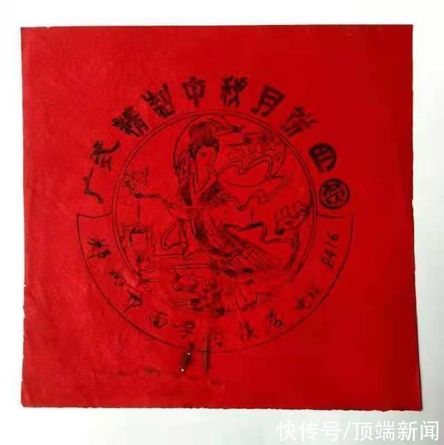 中秋节将至郑州街头月饼开始热销，传统五仁销量最好|走访| 月饼