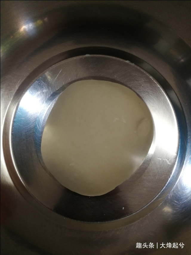 羊肉包饺子,怎么做才能让饺子馅鲜香不膻今天分享成功调馅窍门