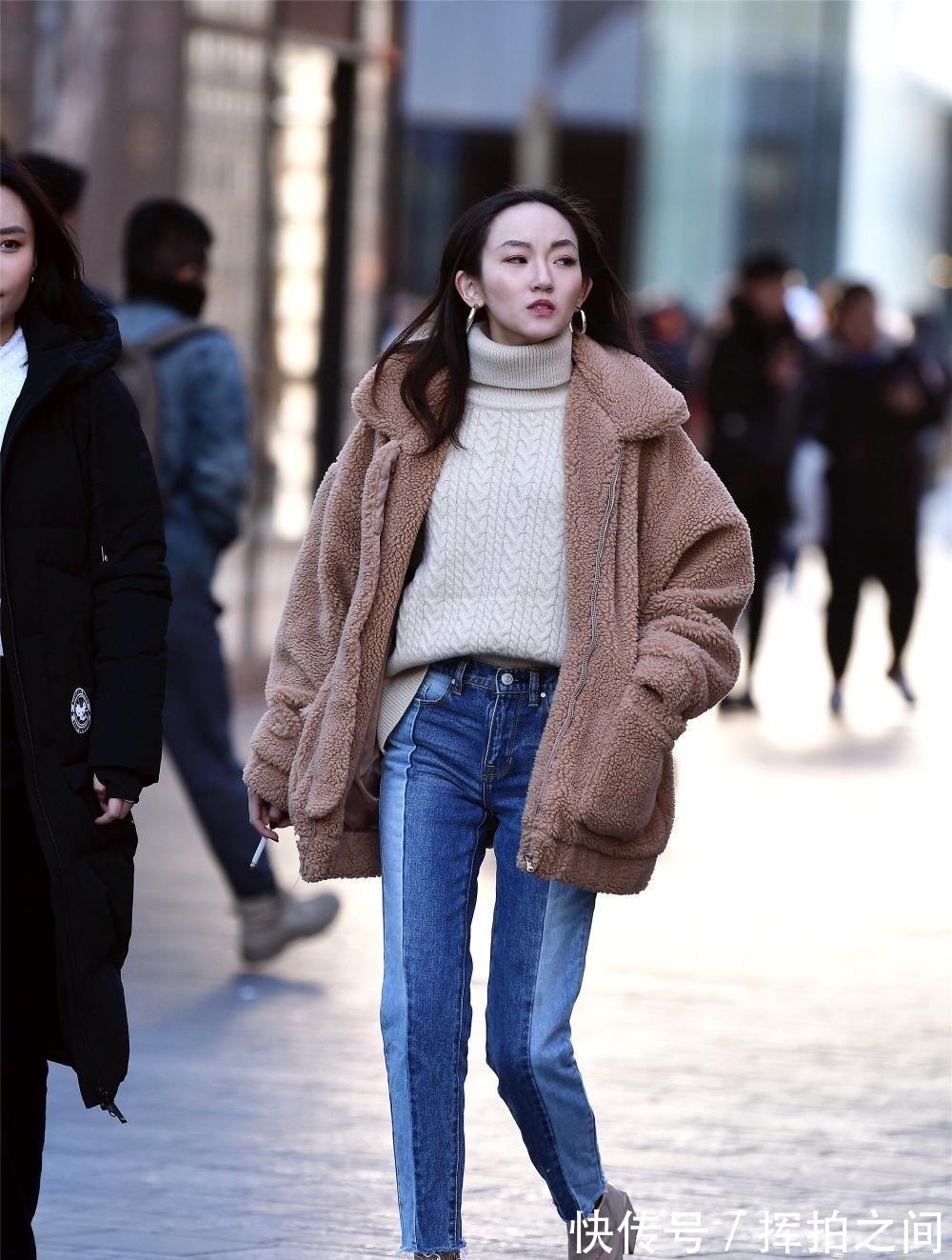 姑娘 身材好的姑娘, 她们的更懂得怎么搭配让自己更时髦!