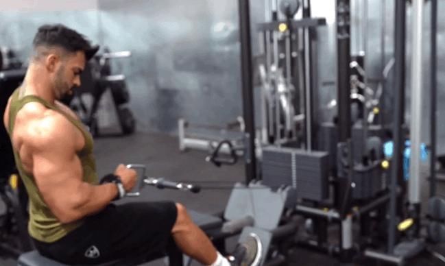 绳索|男生健身先练胸肌，不显强壮反倒影响了体态你应该先练这个部位