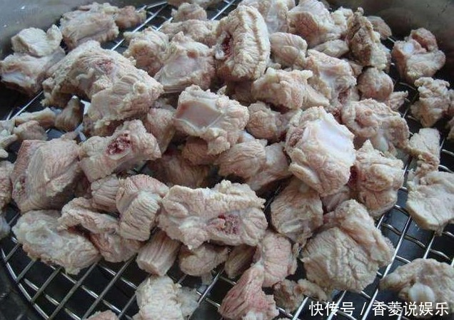 不要惊讶,它确实能包包子,而且比肉馅包子更香,还不腻人