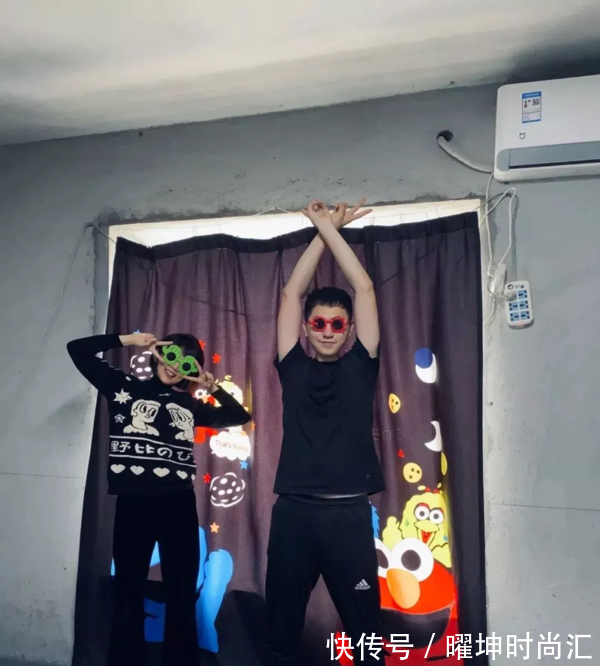 毛坯房|没钱装修,90后情侣直接入住170平毛坯房,生活却被无数人羡慕