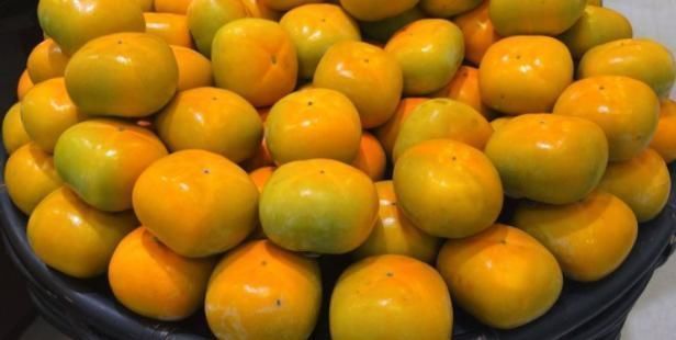 糖尿病人|常吃柿子好处多,但有2类人不能吃,大多数人还不清楚,了解下