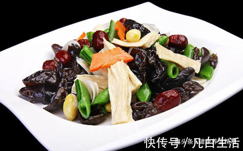 生抽料酒|女性想要减少皱纹淡色斑，可以常吃以下食物，润肤淡皱纹，抗衰老