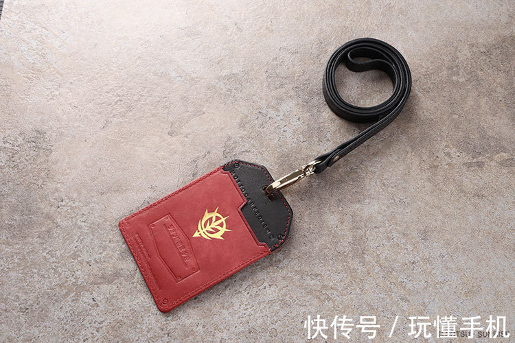 皮革 高达联名皮革产品:三大经典招牌机甲均亮相