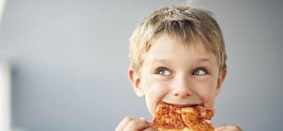 李大夫|65岁儿科大夫研究积食40余年,提醒:3物易致脾胃虚弱,要少吃