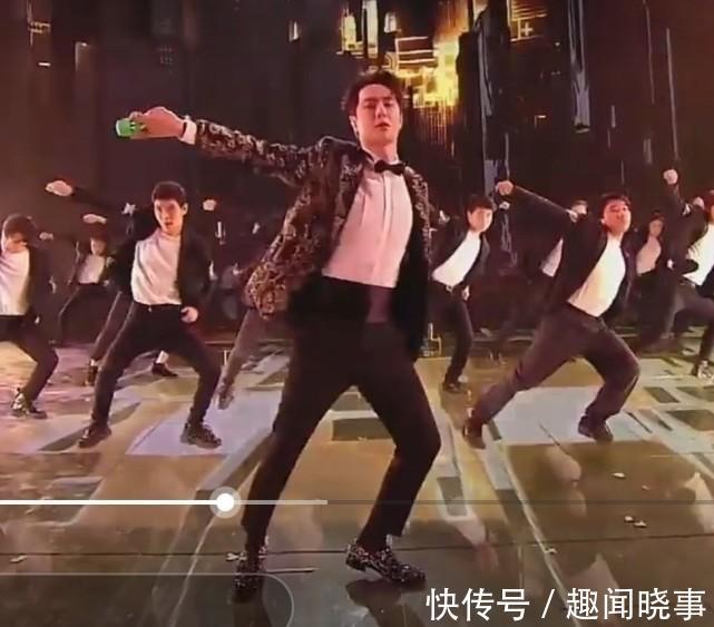 跨年舞台王一博表演新歌,近期圆润不少,评论调侃可爱似发面馒头