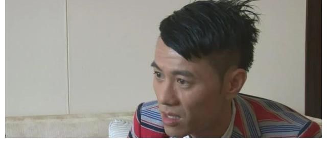 张智霖|五人年龄相加超250岁,被迫营业的中年港星,能让多少顶流脸红?