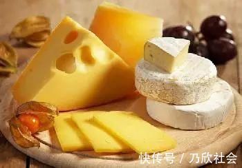 奶酪|注意,不是所有奶制品都适合给孩子补充营养哦!