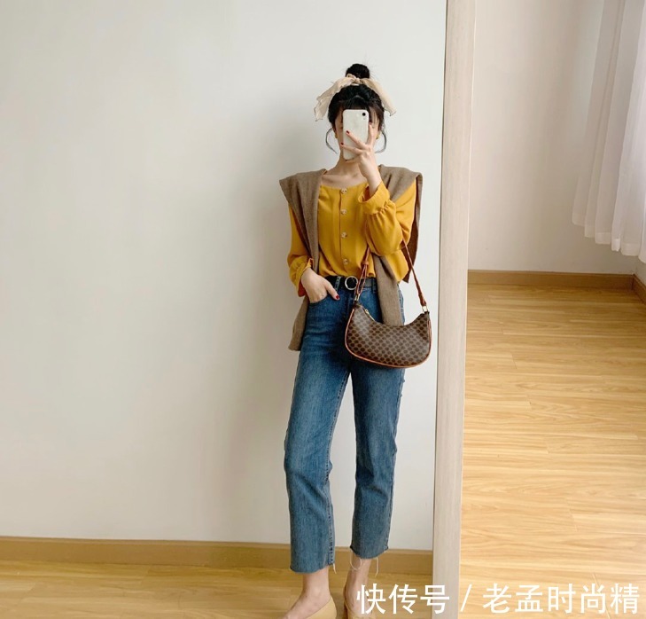 时髦|方领上衣百搭还显瘦,配裤子裙子都很时髦