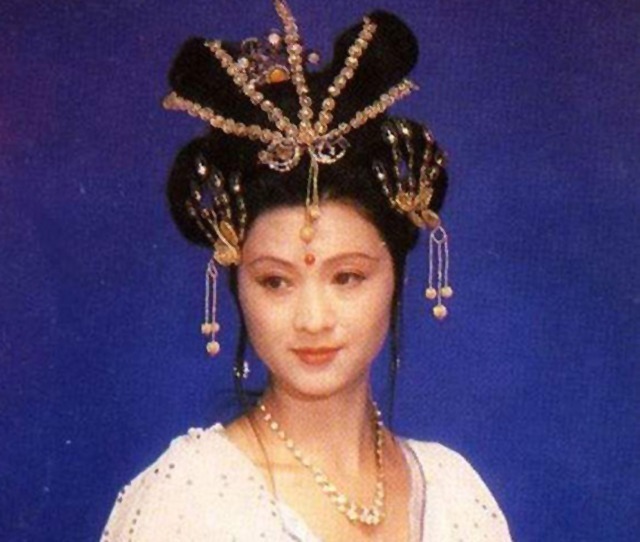 宝钗&《红楼梦》里,谁的病最“奇怪”妙玉身上的病,揭示了她的来历