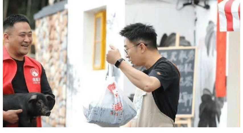 获得官方认可,与村民打成一片的乡村节目,云上小店开张