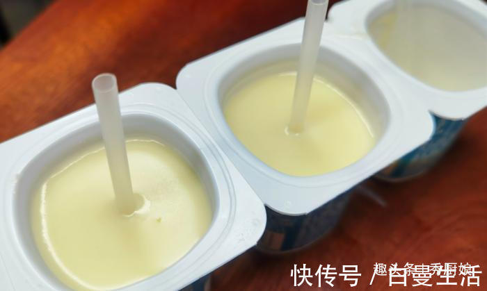 酸奶盒|小布丁雪糕最近火了,教你在家做,不用模具,简单好吃,一次成功
