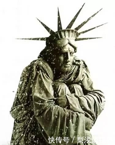 睡衣|冬季南方人为什么那么多喜欢穿睡衣出门?因为不想靠一身正气御寒