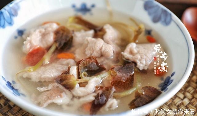  金线|一斤上千上万的金线莲你吃过吗，用于煮肉，味道香醇口感特好