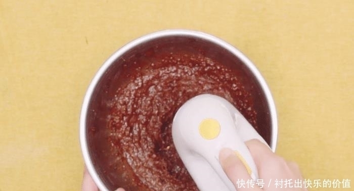 想吃红枣糕不用买,不揉面,不发面,软嫩蓬松又营养,孩子特喜欢