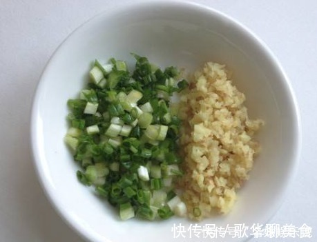 海带豆腐汤|豆腐配一宝，每周吃2次，减肥瘦身，大人吃健康，孩子吃健脑