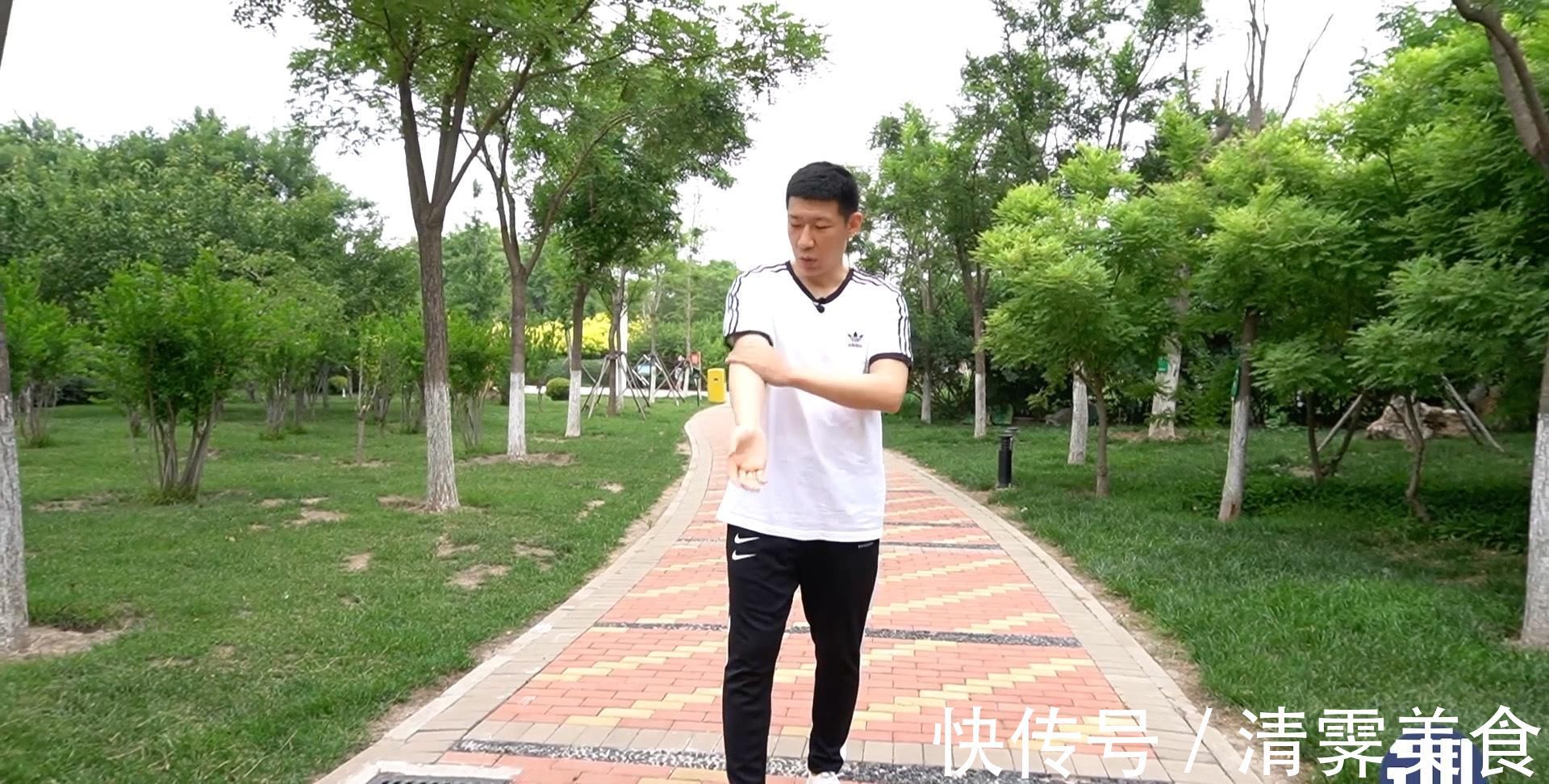 赤小豆|湿气重人发胖，每天拍打100下，去湿气，肚子小了，人也瘦了