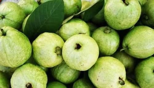 番石榴|女性到了中年,推荐3种食物,清热排毒,刮油消脂,营养瘦身