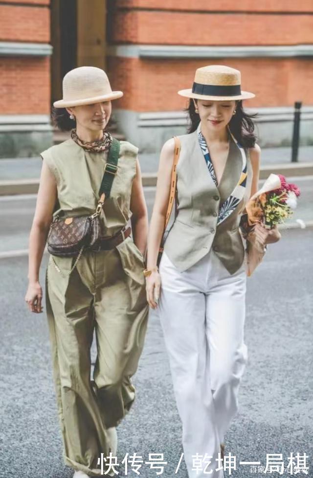 过了50岁的女人,建议尝试三木妈这4种阔腿裤穿搭,干练又优雅