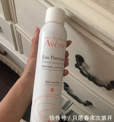 凡士林 屈臣氏里4个不会“踩雷”的护肤品,平价好用,怎么用都不心疼